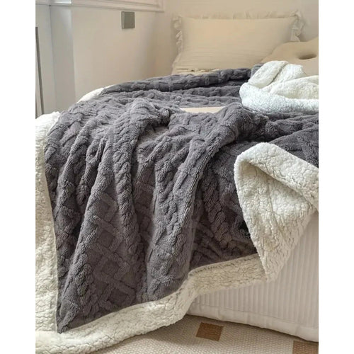 Cable-Knit Sherpa Throw – Reversible Textured Blanket