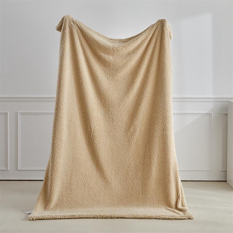 Double-Sided Sherpa Fleece Blanket – Reversible & Warm