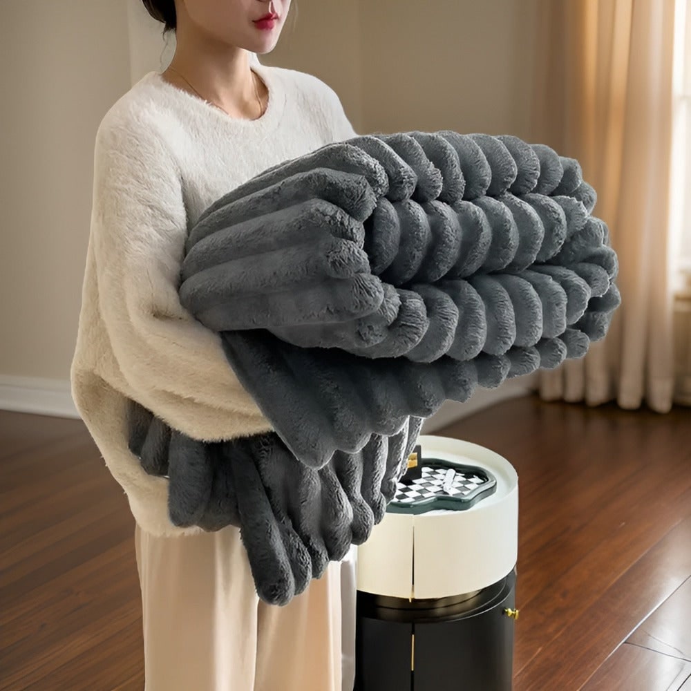 Fleece Throw Blanket – Soft Plush, Large Drape, Multiple Sizes