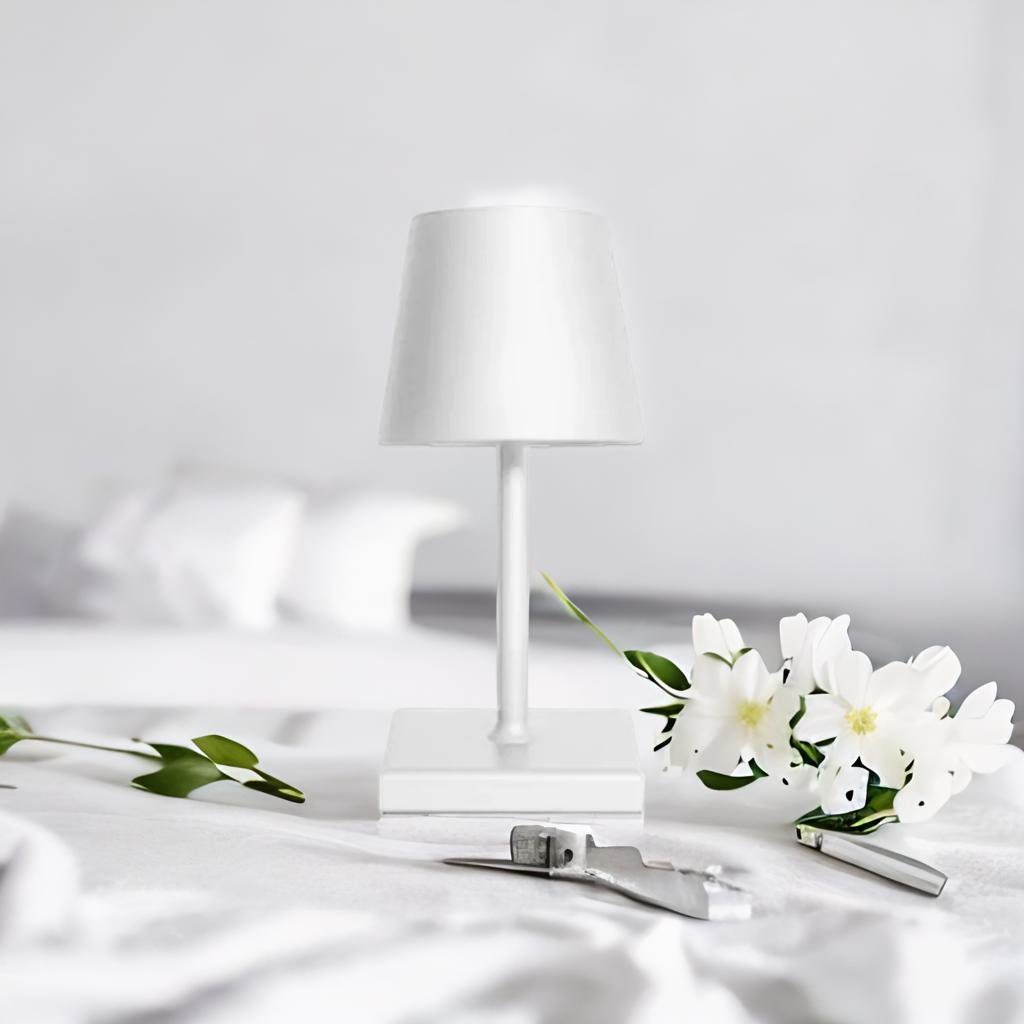GleamLamp - Cordless Rechargeable Table Lamp