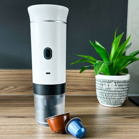 Portable Coffee Maker – Cordless One-Button Brewer for Travel