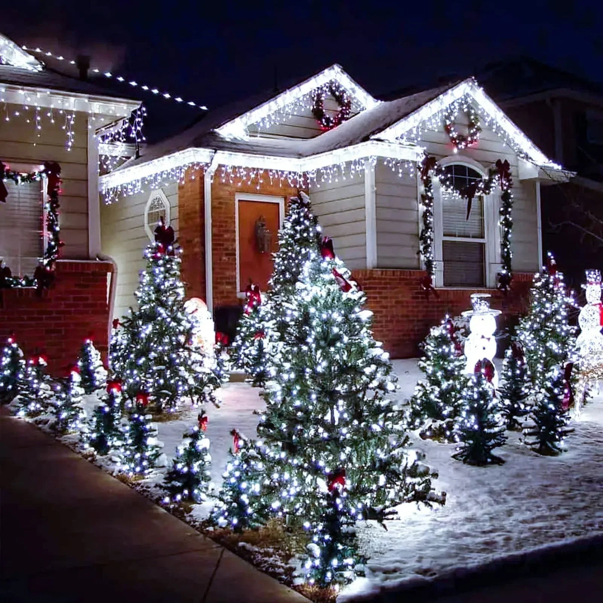 Solar Garden Lights – 300 LED, IP65 Weatherproof, 8 Modes