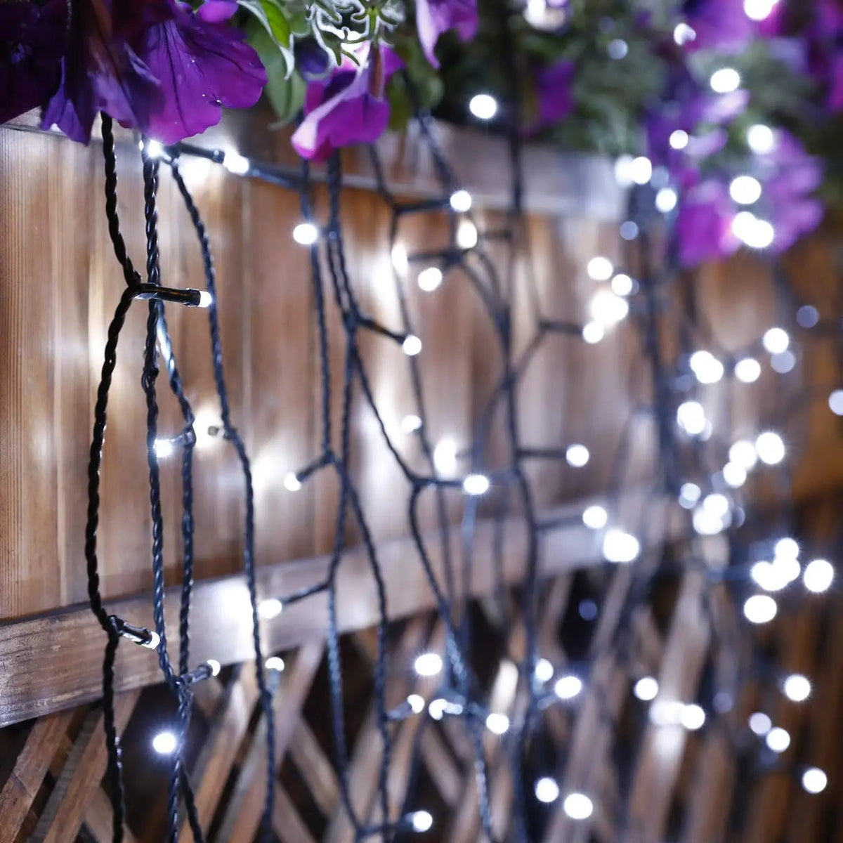 Solar Garden Lights – 300 LED, IP65 Weatherproof, 8 Modes