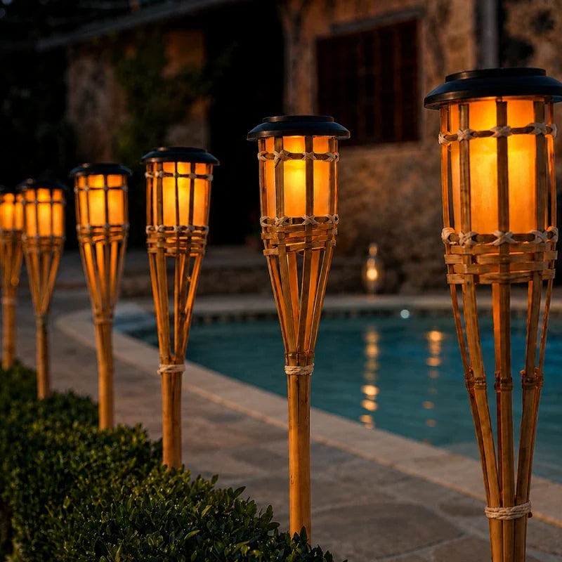 Solar Garden Torch – Flickering Flame-Effect Light