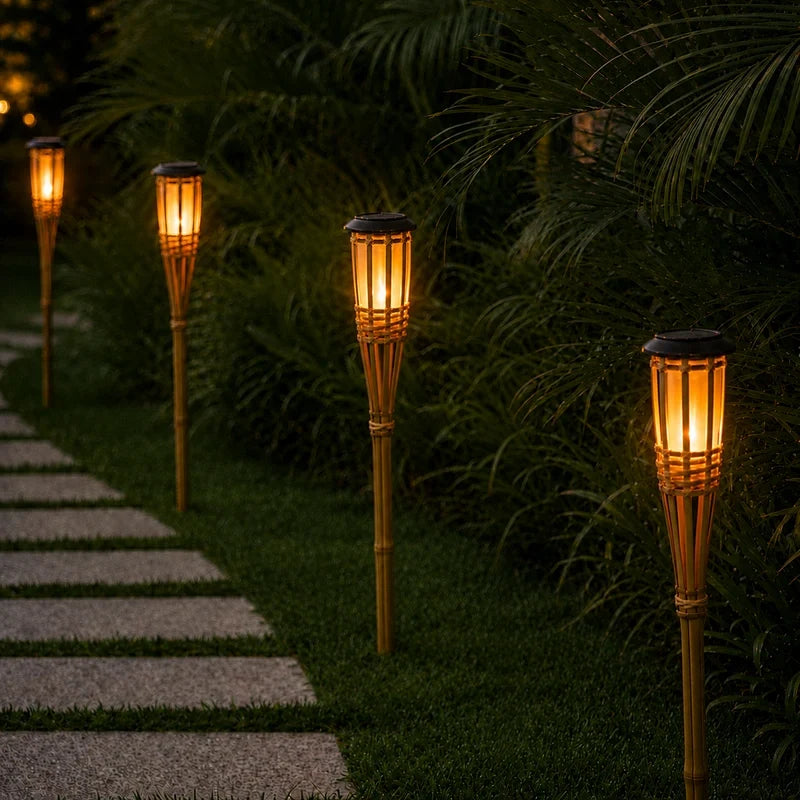Solar Garden Torch – Flickering Flame-Effect Light