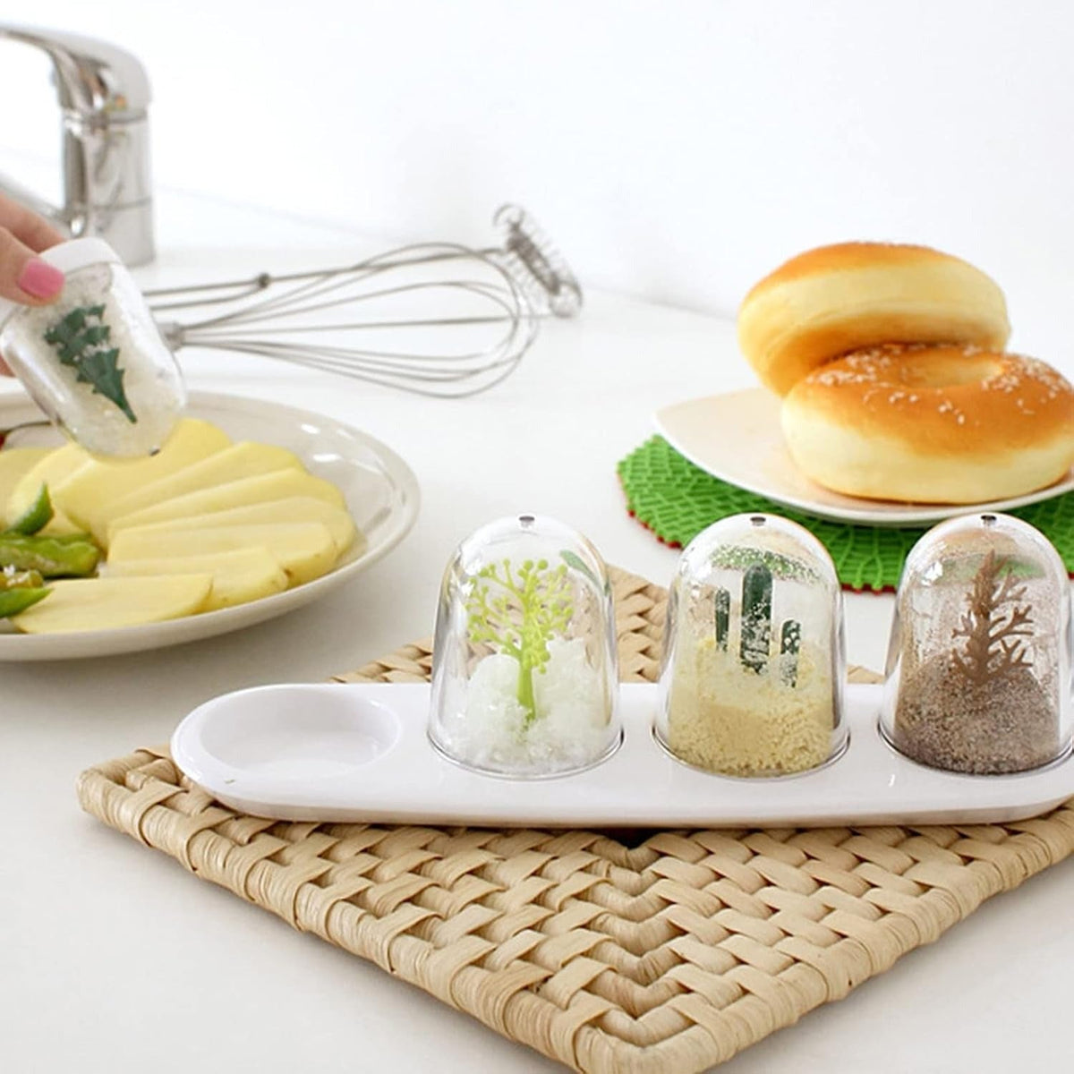Spice Dispenser Set – Four-Piece Compact Dry Spice Storage