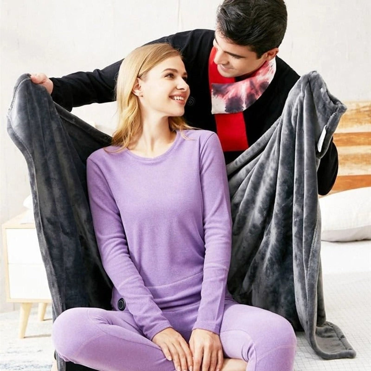 Wearable Heated Blanket – Hooded Cordless Microfibre Throw